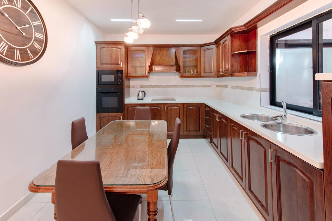 Stylish Corner Maisonette - Sunflower Birkirkara Dış mekan fotoğraf