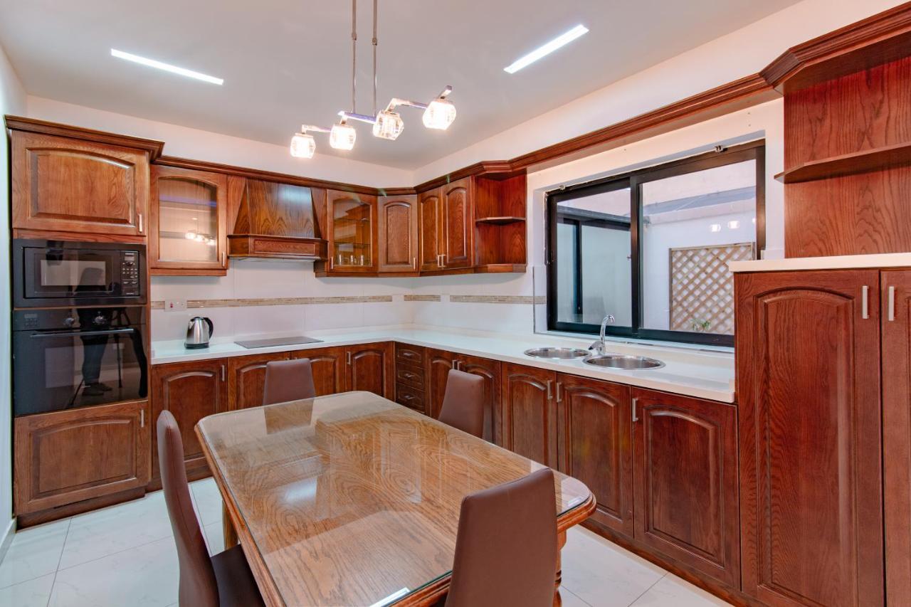 Stylish Corner Maisonette - Sunflower Birkirkara Dış mekan fotoğraf